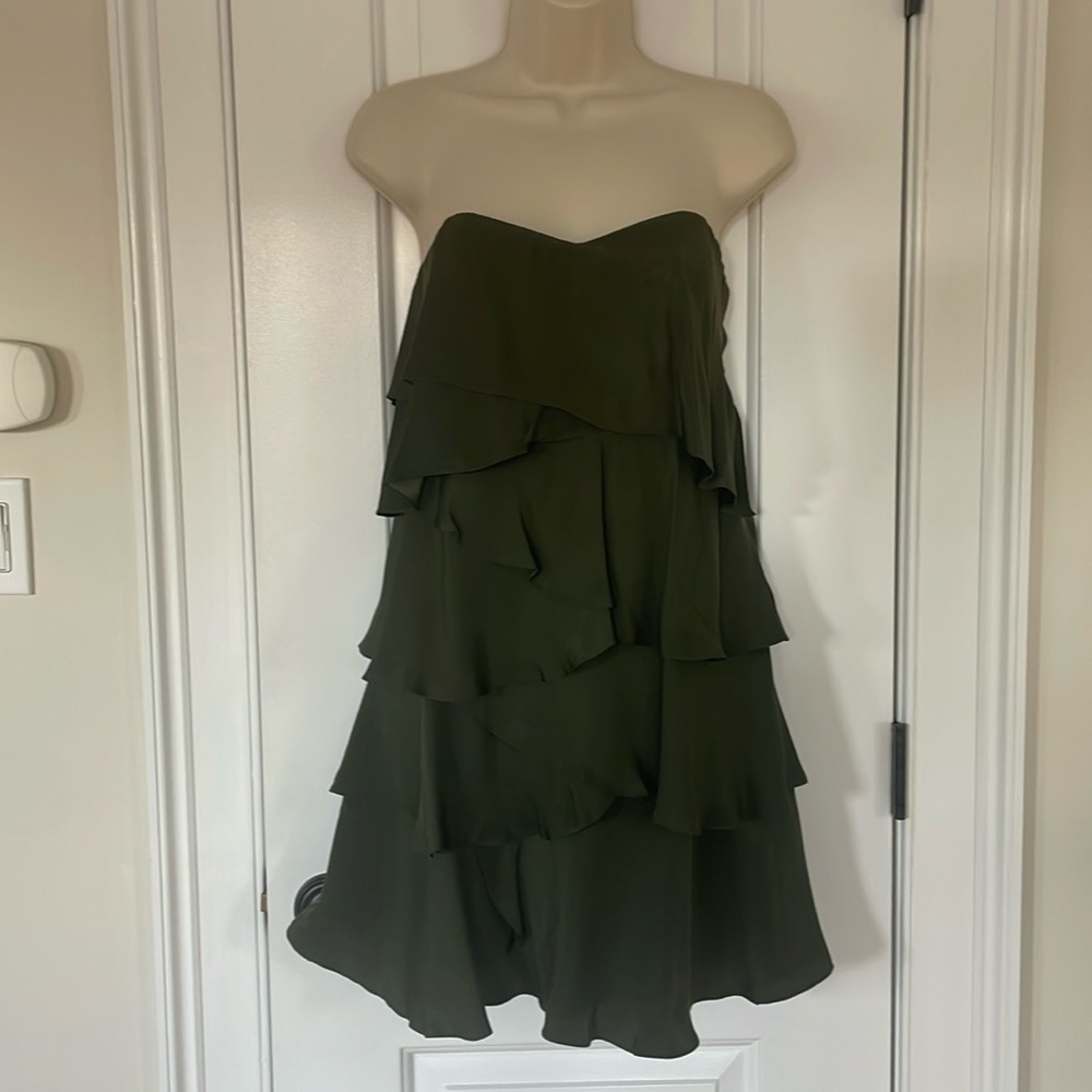 NWT HAUTE HIPPIE SIZE MEDIUM STRAPLESS MINI